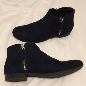 Chelsea boots